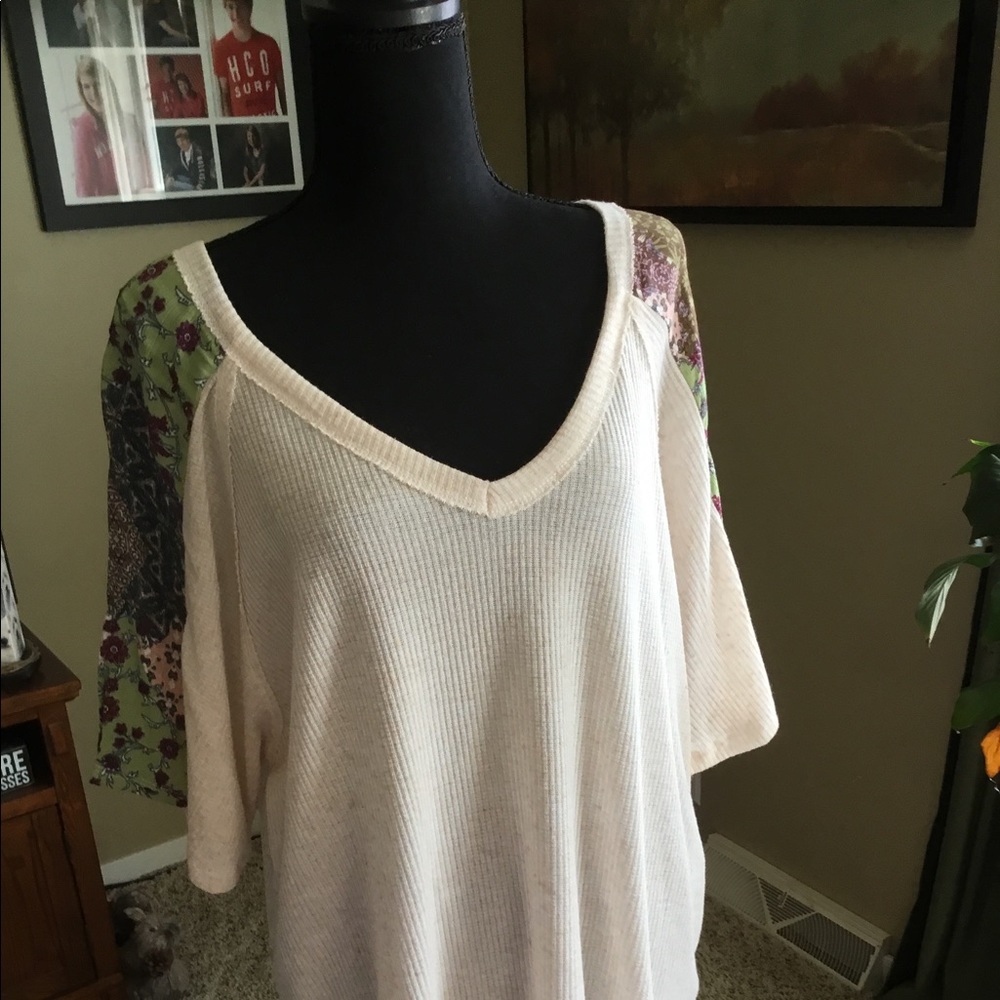Blu Pepper top